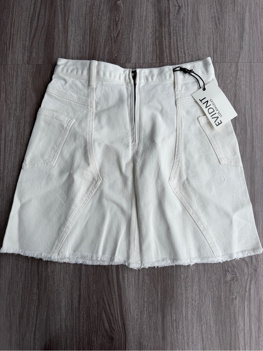 Evidnt Los Angeles White Exposed Zipper Frayed Hem Utility Denim Skirt Size 26